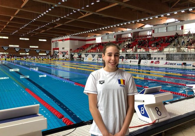 Înotătoarea Andreea Popescu, premieră sub tricolor