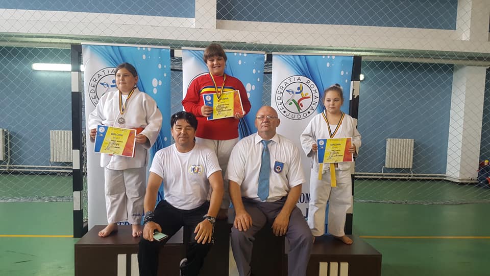  Micii judoka arădeni au cucerit medalii naţionale