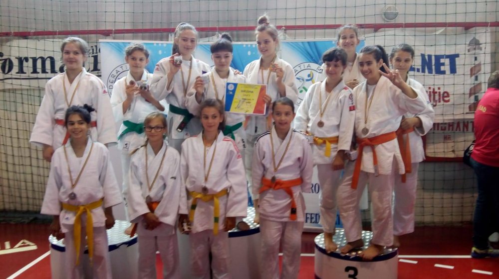  Medalii pe tatami, la Naţionalele de judo sub 13 ani
