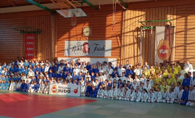 CSM Arad a participat la un stagiu internaţional de judo