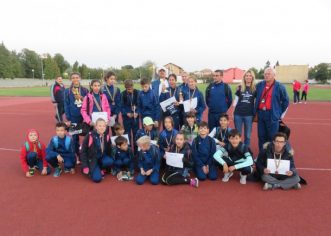 Micii atleţi ai Gloriei s-au remarcat la Cupa Aradului