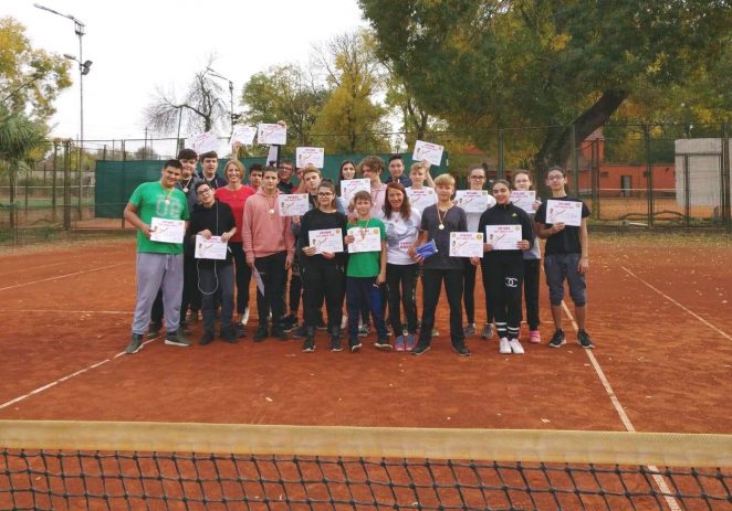 Micii tenismeni s-au remarcat la Cupa „Marius Copil”