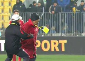 Meci nebun între Petrolul şi UTA. Popa a sărit la bătaie!