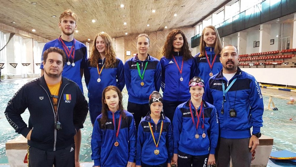  Înotătorii au urcat pe podium, la Cupa Aradului