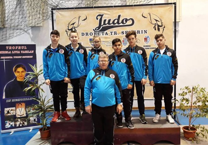 Judoka de la CSM Arad au confirmat la Cupa Severinului