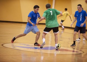 Se dă start competițiilor de sală în fotbalul județean