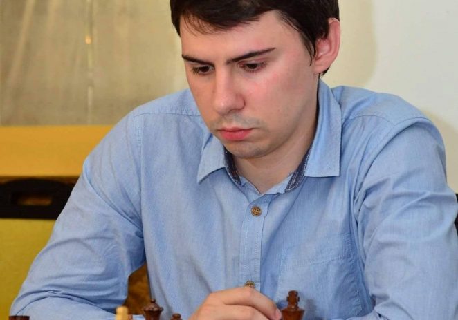 Vados Arad l-a transferat pe campionul naţional la şah
