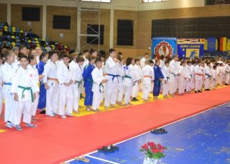 Micii judoka s-au întrecut pe tatami, la „Cupa Primăverii”