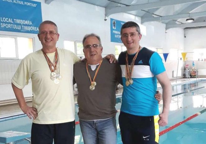 Înotătorii masters arădeni au făcut valuri la Timişoara