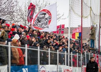 Bilete virtuale şi la UTA – Turris. Piaţa Avram Iancu, locul de întâlnire al fanilor