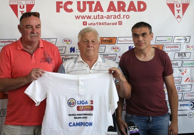 Cu o zi înainte de aniversare, Gabor Biro a primit din partea UTA-ei un tricou de campion