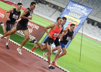 Atleţii Nicolae Coman şi Denis Both, performerii Aradului la Internaţionalele României