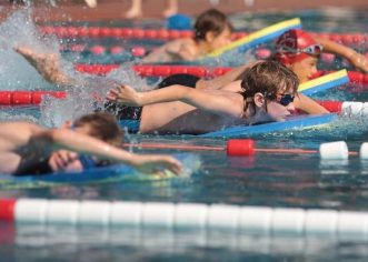 Viorel Bitang readuce în discuţie proiectul unui complex naţional de nataţie, la Arad