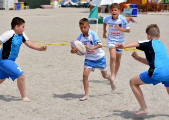Se amână returul DNS, micii rugbişti au turnee: săptămâna viitoare joacă pe plajă!