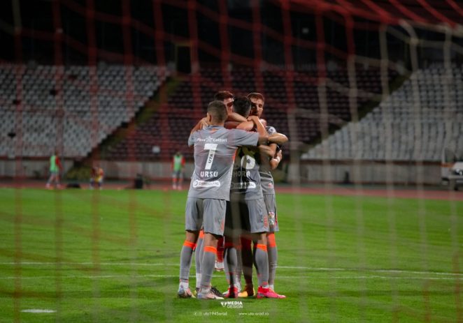 UTA respectă campioana, dar avertizează: “Mergem să jucăm fotbal, nu avem nimic de pierdut”!