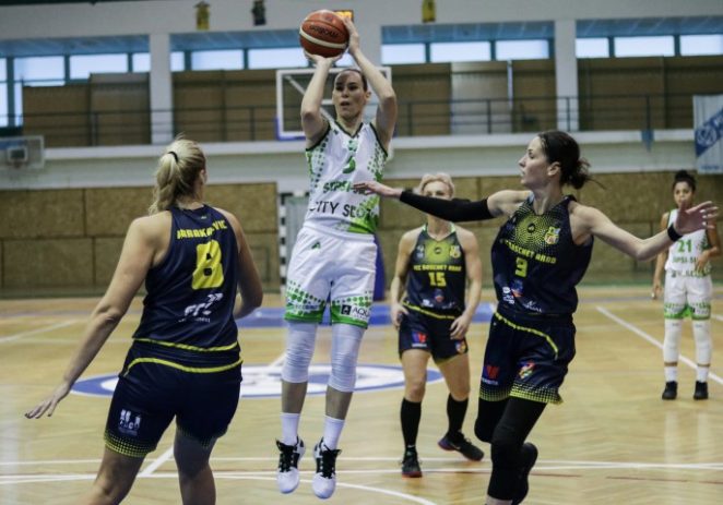 „Galben-albastrele” încheie anul la Bucureşti. Victoriile cu Rapid şi Agronomia le asigură podiumul