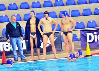AMEFA Arad a obţinut, în bazinul Crişul, prima victorie din Superliga de polo!
