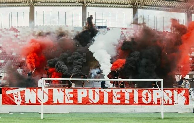 Liga 1 se apropie de final! UTA poate scăpa şi de baraj, cu suporterii alături