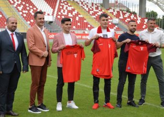 UTA şi-a prezentat primele trei achiziţii, cu o zi înaintea reunirii