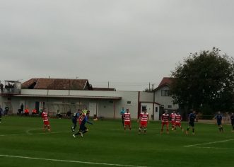 Lipova câştigă în prelungiri ultimul derby arădean al anului şi play-off-ul se vede tot mai bine!