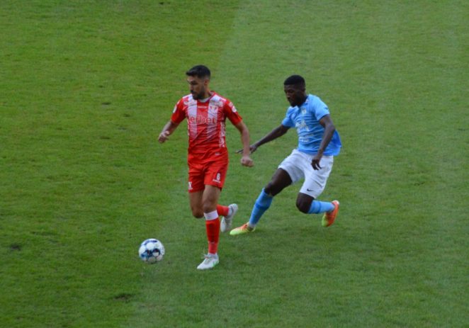 Un punct dătător de speranțe, pe litoral: Farul Constanța – UTA 0-0