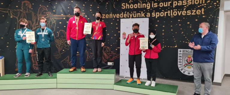 Pistolarii arădeni Daria Haristiade şi Luca Joldea, medaliaţi cu aur la Marele Premiu al Ungariei