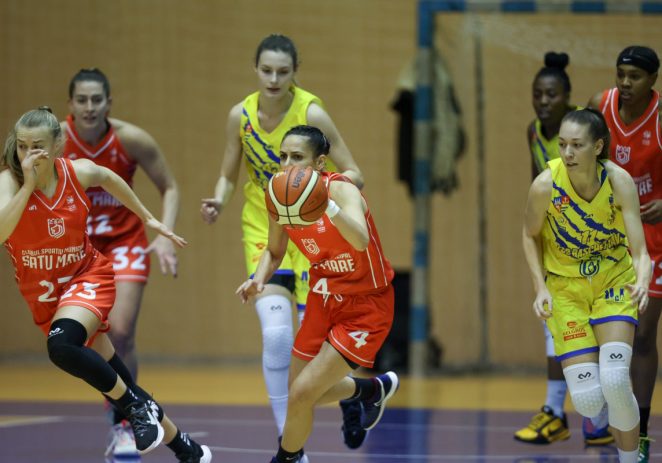 Situaţie fără precedent: în Polivalentă… plouă, iar derby-ul de Cupă FCC UAV Arad – CSM Satu Mare se joacă la Timişoara!