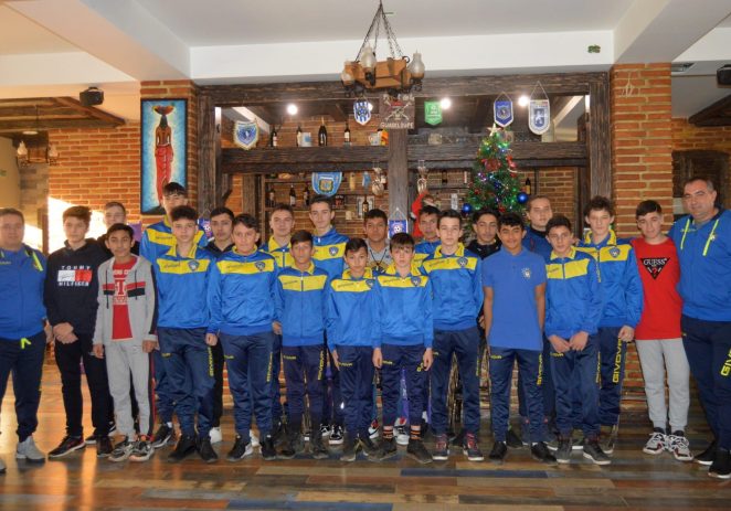 Centrul juvenil de la Progresul Pecica, premiat în prag de sărbători