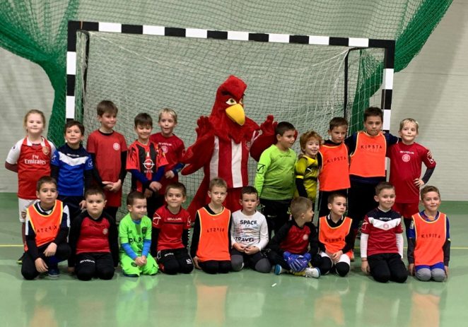 Viitorul Arad livrează „fotbal pe pâine”! Cadouri pentru cei mici, de Crăciun