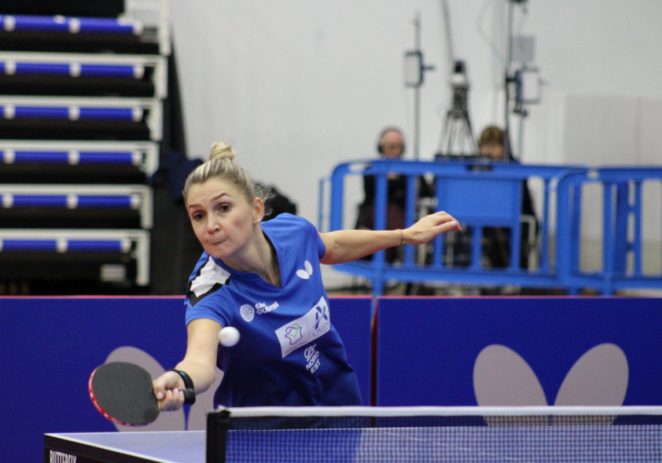 Dana Dodean începe noul an cu un derby, împotriva campioanei Franţei!