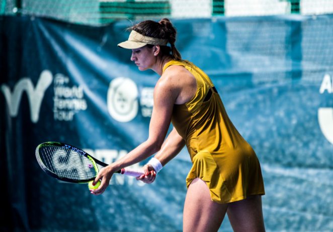 Ioana Roşca, noua tenismenă a Sportsin Arad: “Dorinţa mea pentru noul an este să fiu fericită pe teren”