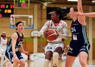 Americanca Shereen Sutherland întăreşte Aradul! Rivala din Satu Mare a dat lovitura iernii