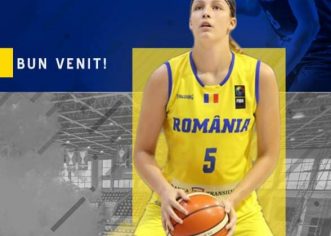 Aradul și-a adus pivot român de 20 de ani, care a jucat și în NCAA!