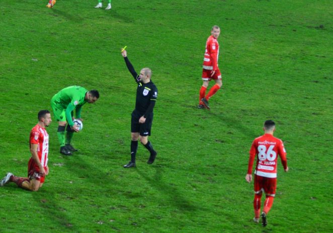 O sfidează federația pe UTA prin numirea arbitru a lui Cătălin Popa? În situația actuală, Dinamo ar trebui învinsă la Arad în orice condiții!