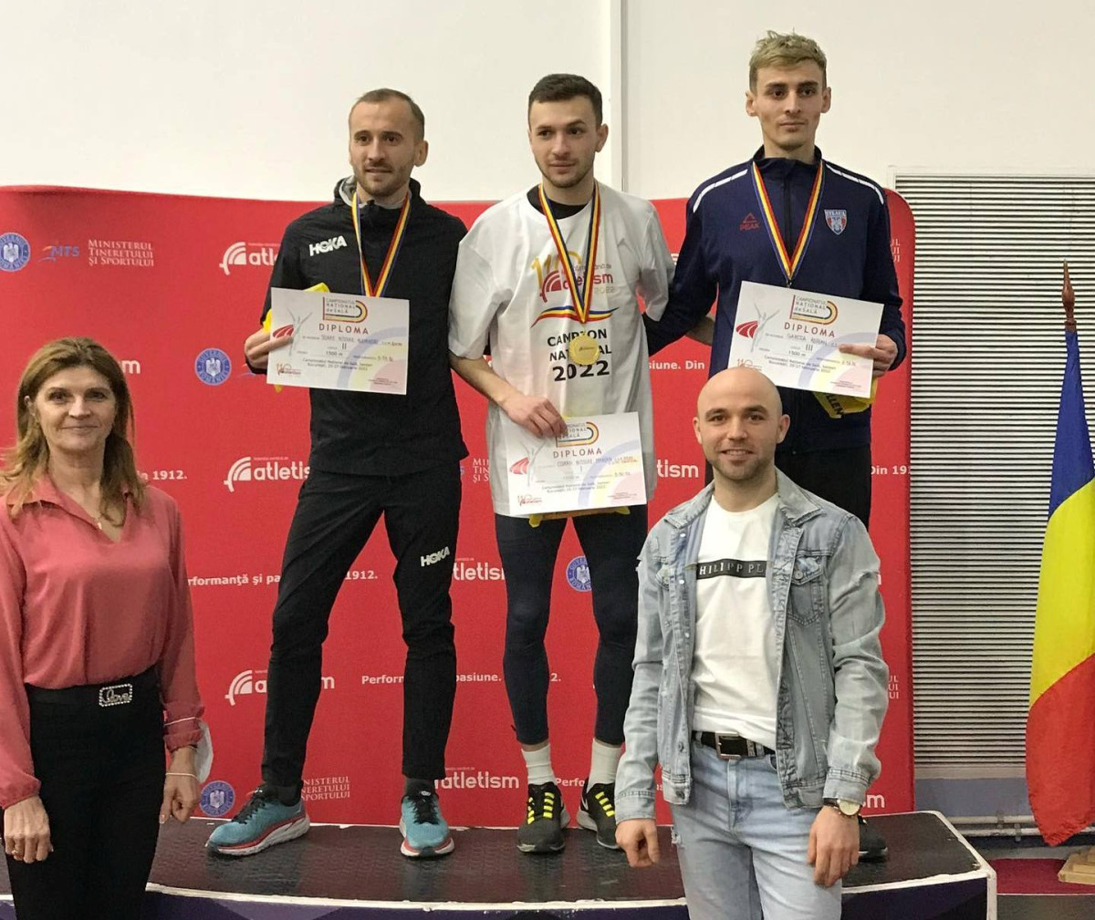  „Studentul” Nicolae Coman, titlu naţional la 1500 de metri! Vidrea şi Zatic au urcat şi ei pe podium