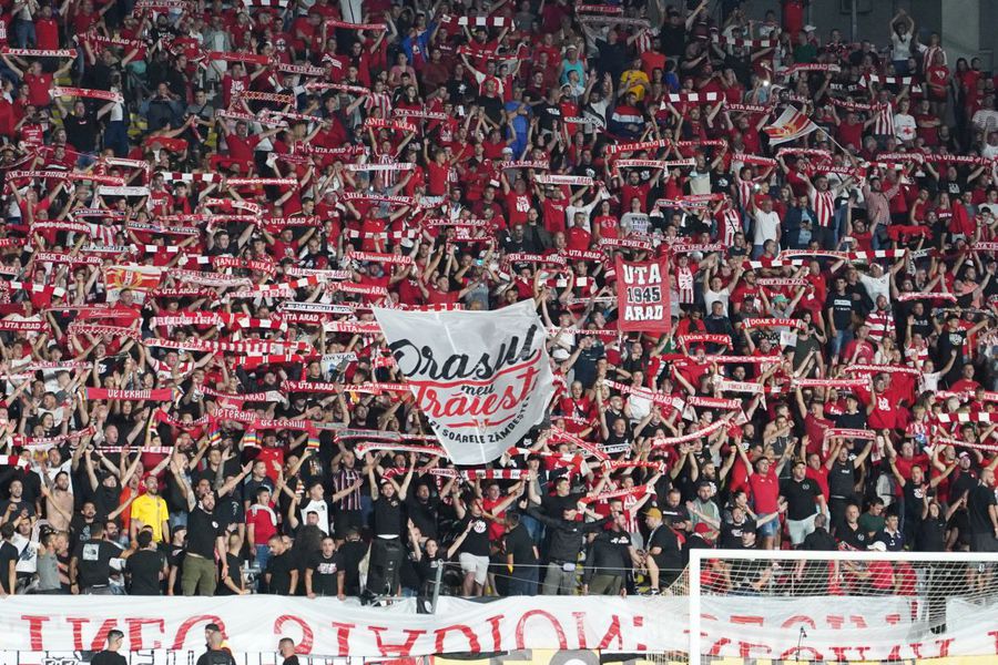  Clubul UTA a primit o nouă amendă, după show-ul fanilor din meciul cu Dinamo