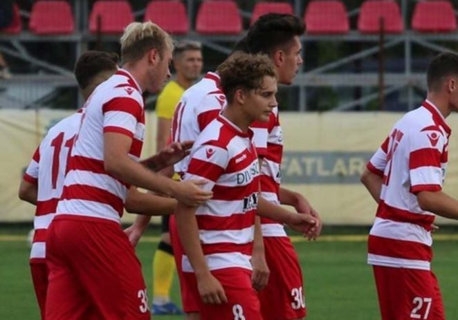 Ultima etapă a sezonului regulat, în seria arădenelor din Liga a III-a la fotbal