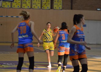 FCC Baschet UAV Arad – CS Municipal Târgoviște 83-50 (41-32) Cadou pentru aniversarea căpitanului Hadzovic, la revenirea lui Bulj pe banca tehnică