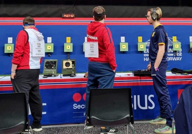 Pistolarul arădean Luca Joldea, la două puncte de finala europeană a juniorilor