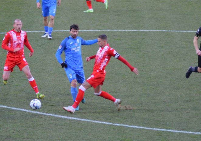 UTA – Academica Clinceni 3-0 (2-0) În premieră, roș-albii au încris trei goluri pe noul stadion