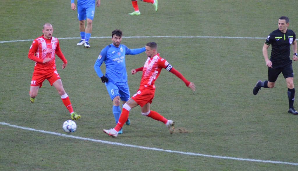  UTA – Academica Clinceni 3-0 (2-0) În premieră, roș-albii au încris trei goluri pe noul stadion