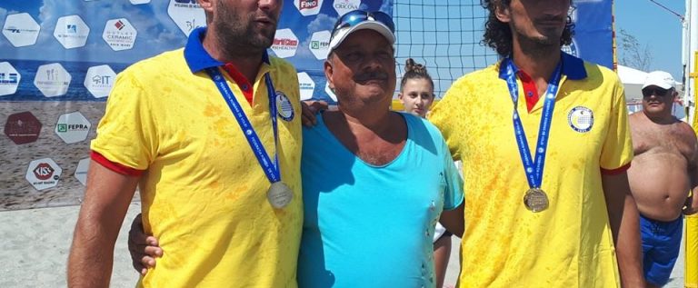 CS Fan Arad pregăteşte noul sezon de beach-volley: „Vom organiza trei competiţii şi vrem să ne apărăm titlul naţional la seniori!”