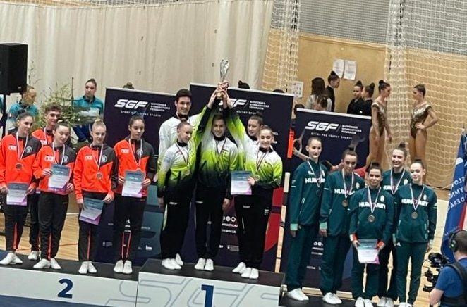 „Studenţii” de la CSU Arad au urcat pe podium la Openul Slovaciei de aerobic