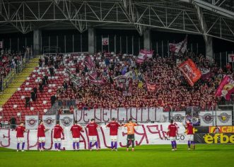 Se anunţă 1.000 de rapidişti la Arad! Liderul galeriei „aprinde” meciul cu UTA: „Doar pentru ei e un derby, vom bate tot până la final!”