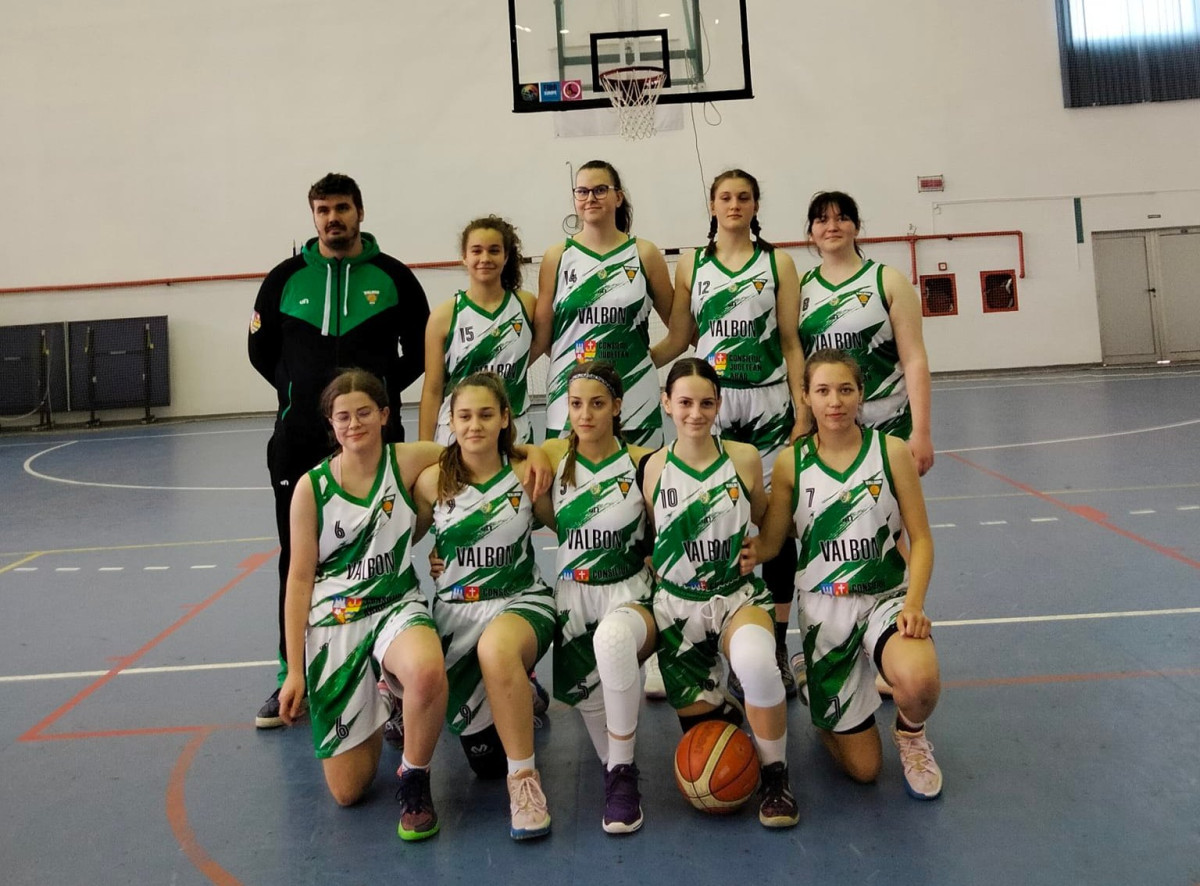  CS Universitatea Valbon Arad a calificat echipa de baschet U16 la turneul final naţional