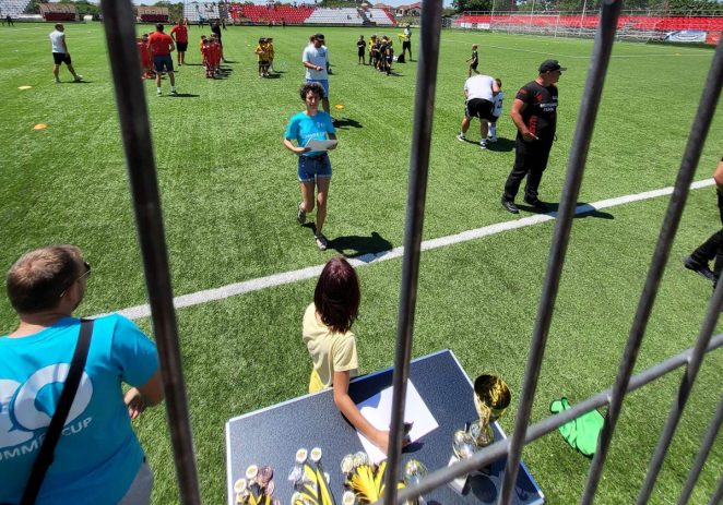 Acuzaţii de sifonare a banului public, la Cupa Atletico de vară pentru copii: “Nu au primit nici măcar un pahar cu apă!”