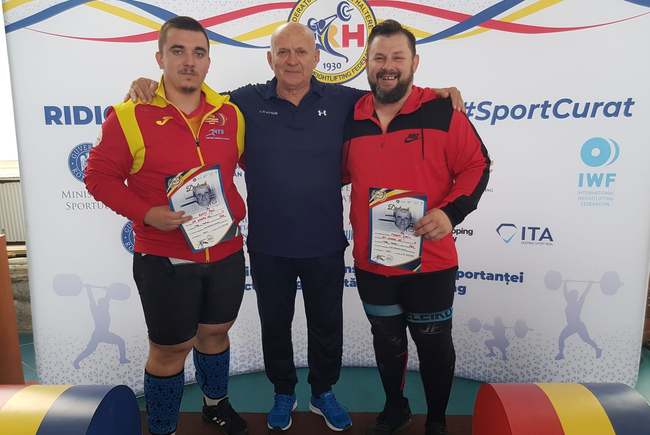  Halterofilii de la AMEFA au urcat pe podium la Cupa României de seniori