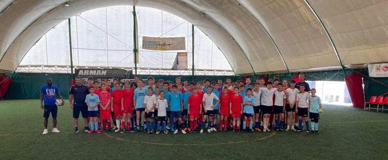 Peste 150 de copii au participat la prima ediţie a Football Festival Events, de la Arad