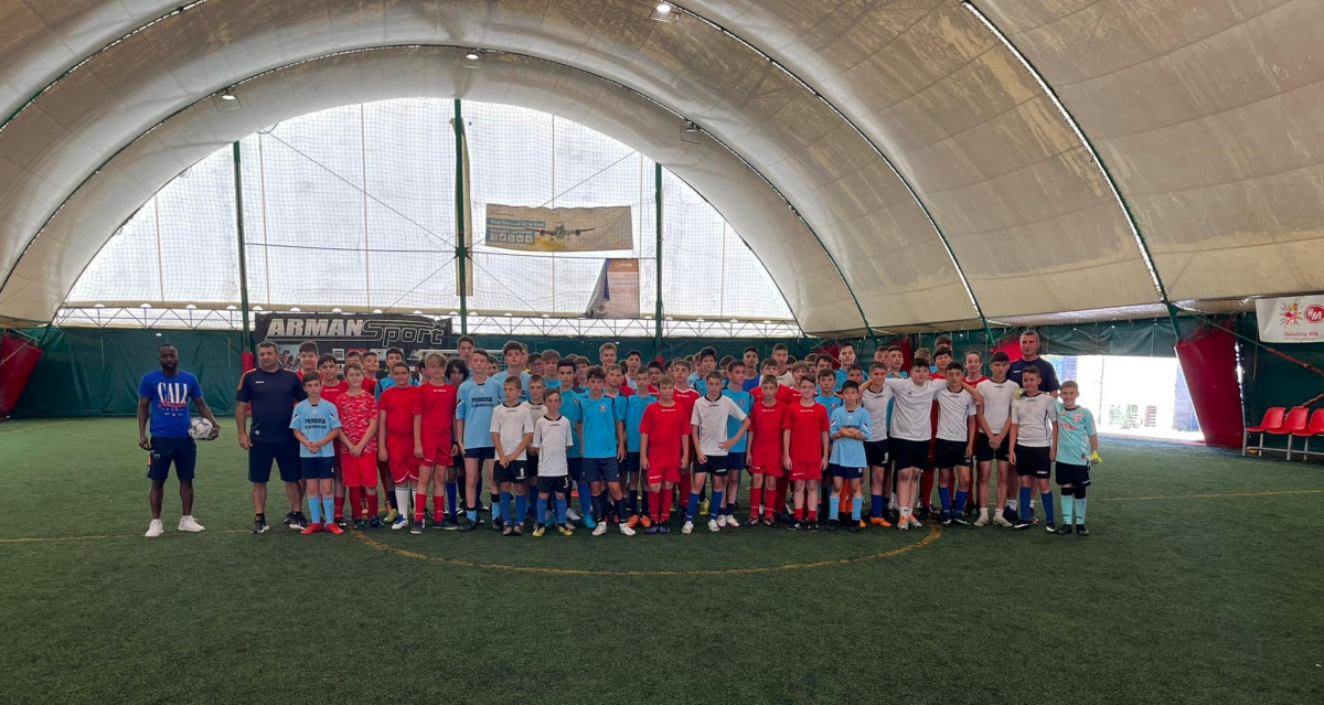 Peste 150 de copii au participat la prima ediţie a Football Festival Events, de la Arad