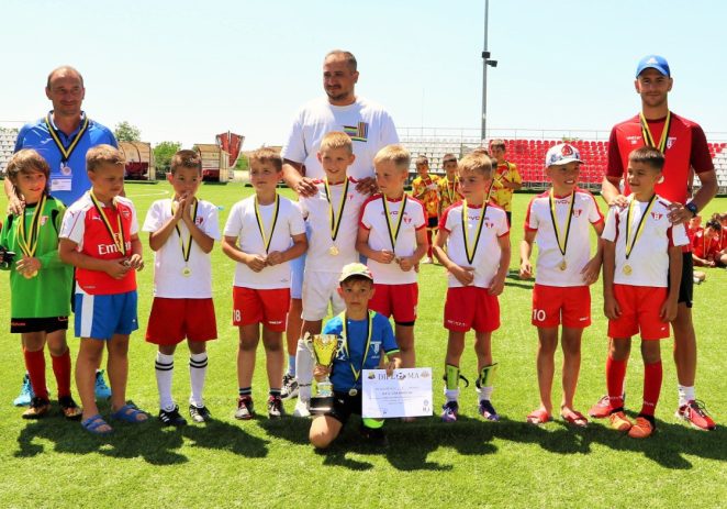 UTA şi Atletico, printre câştigătoarele Turneului de Vară de pe „Motorul”